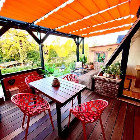 Stylish Loft On The Outskirts Apartment *